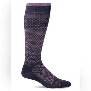 Sockwell Micro Grade S/M/L Women's Non Cushion Compression Sock (SW63W)